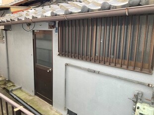 西川2丁目19-13連棟貸家　A号室の物件外観写真